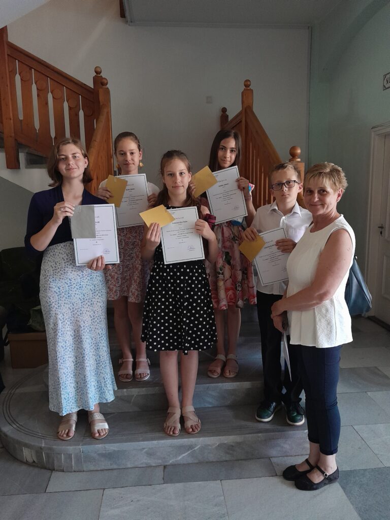 Somogy vármegyei díjátadó ünnepség a Táncsics Mihály Gimnáziumban Somogy vármegyei díjátadó ünnepség a Táncsics Mihály Gimnáziumban